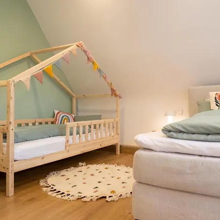 Heimbi No 2 I 4-5 Personen I Familienfreundlich I Balkon I Naehe Europapark I Parkplatz I E Ladestation *