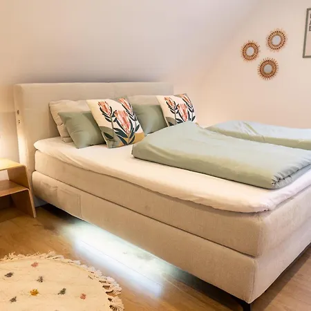 Heimbi No 2 I 4-5 Personen I Familienfreundlich I Balkon I Naehe Europapark I Parkplatz I E Ladestation Apartment